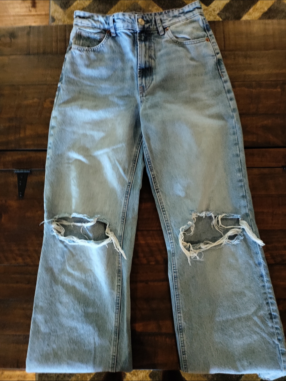 Women's Zara Light Blue Relaxed Fit Distressed Jeans